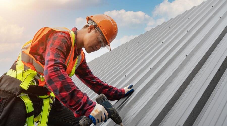 Professional gutter cleaning in Harbeson, DE
